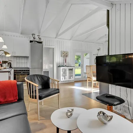 Feriehus Beautiful In With Wifi